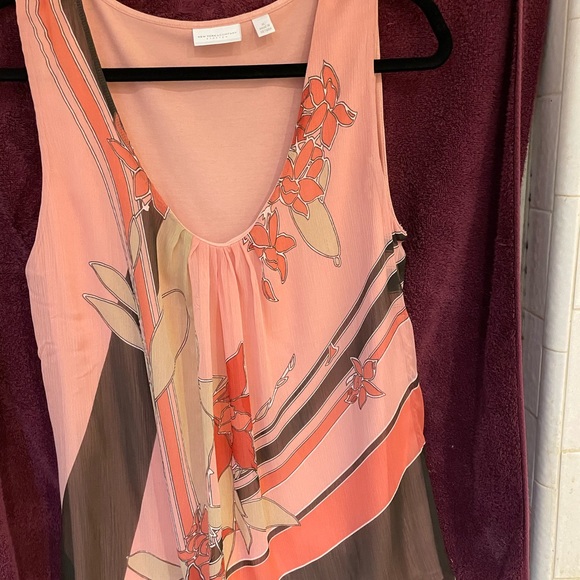 Shirt - Sleeveless - Picture 1 of 1